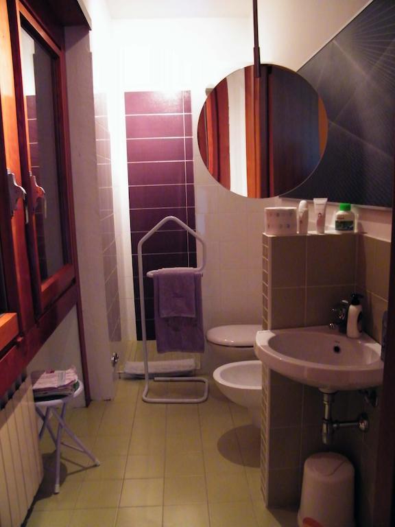 Tarcisio B&B Tavullia Habitación foto